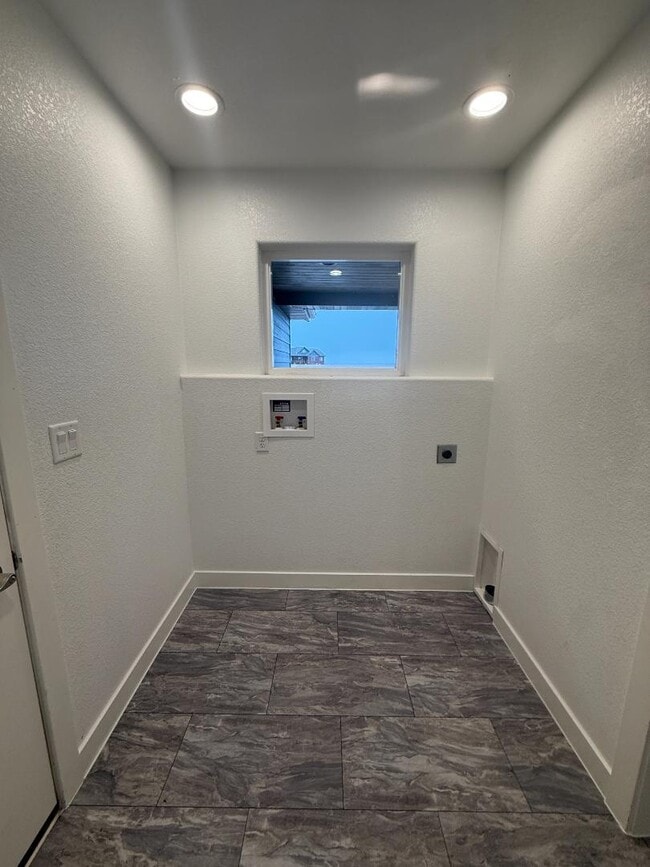 Building Photo - 15573 229th St