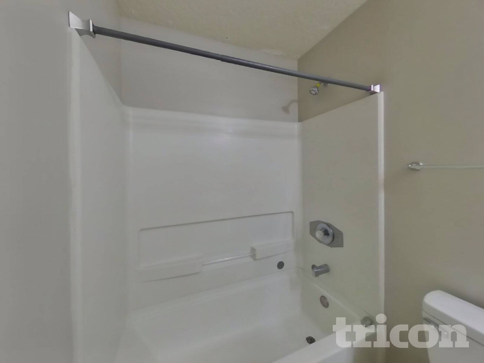 Building Photo - 11982 Alexandra Dr