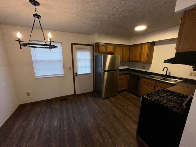 Building Photo - 966 Hidden Acres Ct