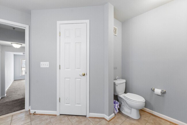 Building Photo - 7134 Huntley Creek Pl