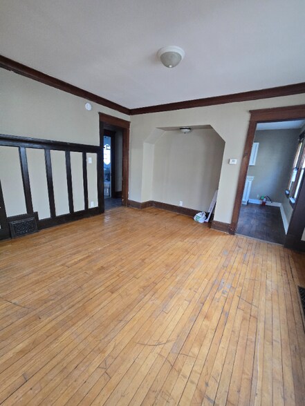 Building Photo - 2566 N 40th St