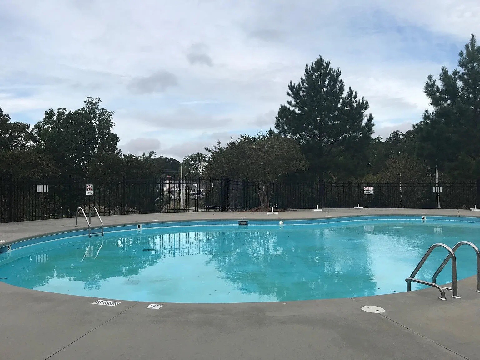 Building Photo - Room in Townhome on Dove Cottage Ln