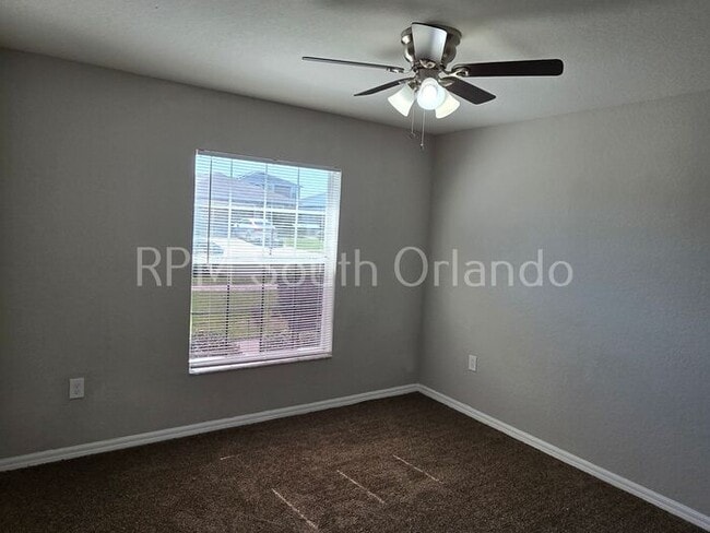 Building Photo - Country Club Estates