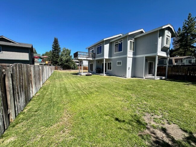 Building Photo - Large and lovely 3Bd home in the Tahoe Keys!! Call me today to view!