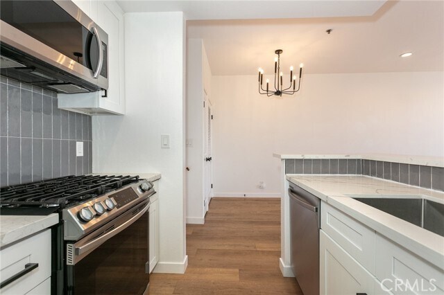 Building Photo - 19350 Sherman Way