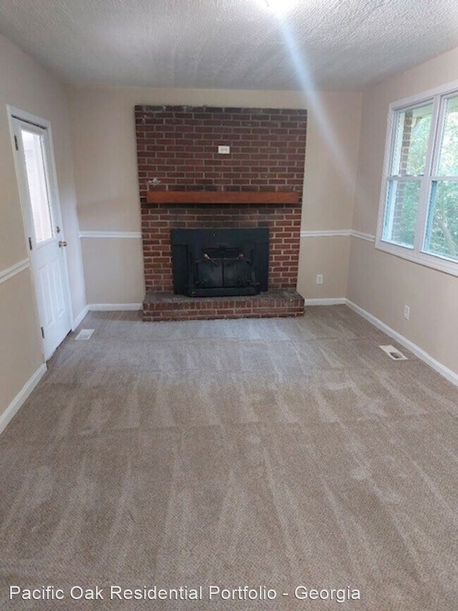 Building Photo - 3 br, 2 bath House - 5791 Redan Rd