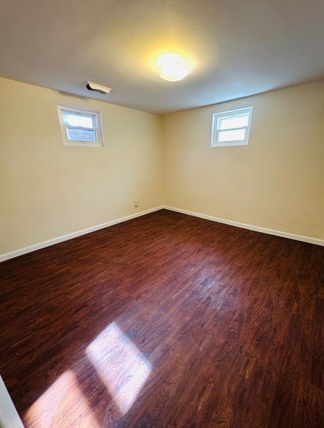 Building Photo - 3521 2nd Ave N