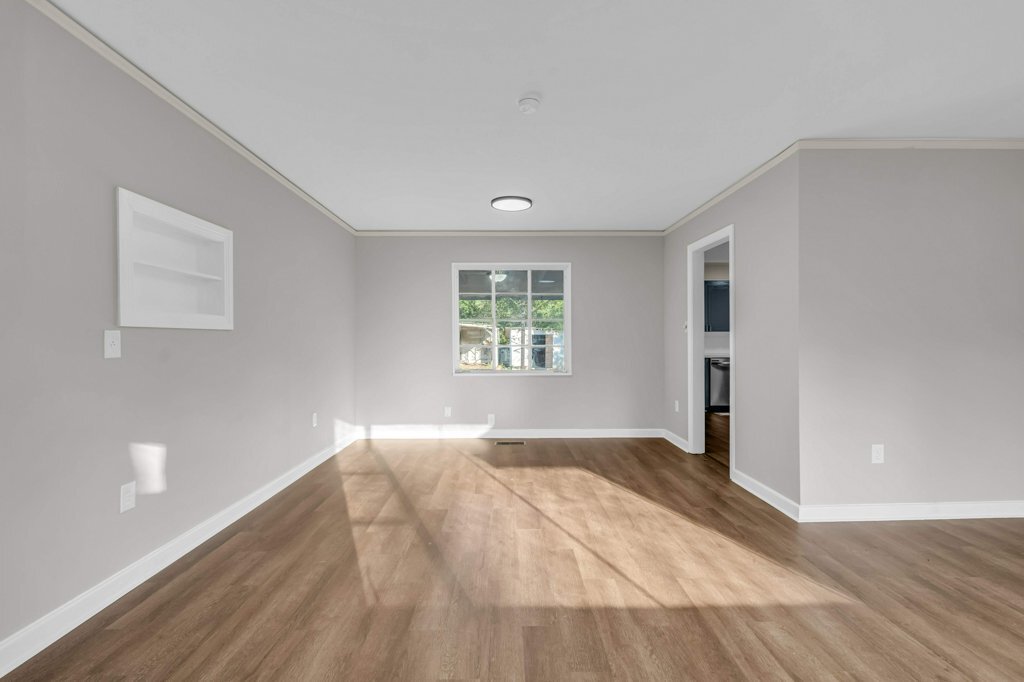 Building Photo - 170 Meadow Hill Rd
