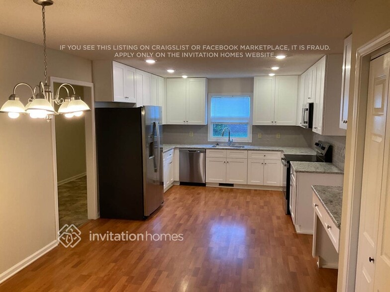 Building Photo - 225 Bonaventure Dr