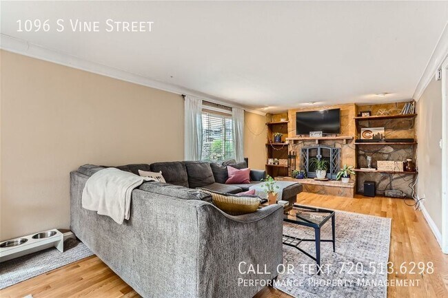 Building Photo - 1096 S Vine St