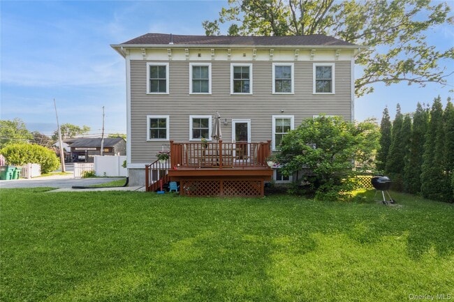 Building Photo - 120 Verplanck Ave
