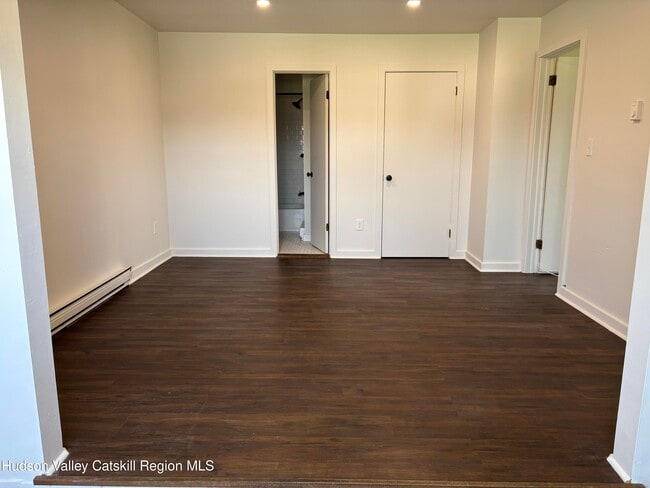 Building Photo - 103-105-105 Flatbush Camp Rd