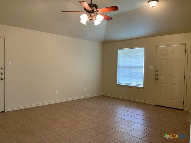 Building Photo - 2401 Paul Revere St