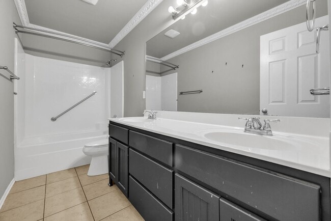 Building Photo - Welcome to this gorgeous home in the highly desirable Eddington Place neighborhood!