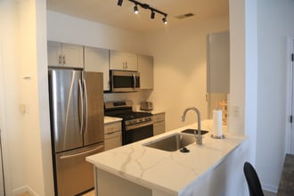 Building Photo - 12925 Centre Park Cir