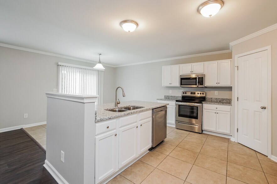 Building Photo - 6824 Horseback Lane