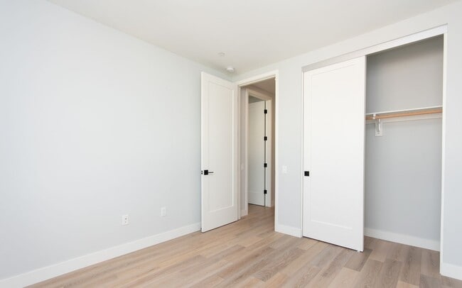 Building Photo - Want to live in the Carlsbad Village!