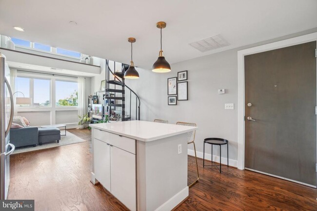 Building Photo - 2920 Georgia Ave NW