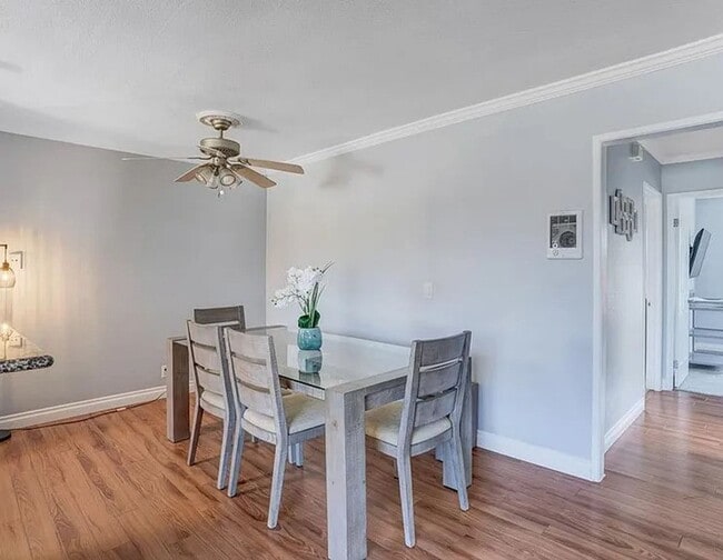 Building Photo - 2-Bed, 1.5-Bath Condo in Convenient El Cajon Location