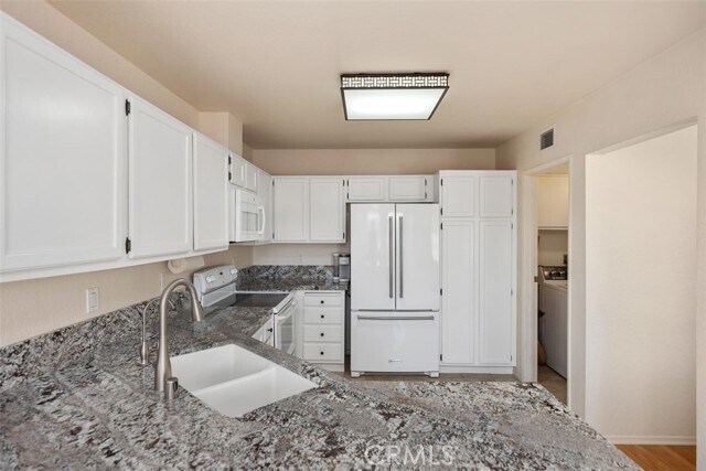 Building Photo - 2918 Camino Capistrano