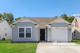 Building Photo - 8902 Hosta Way