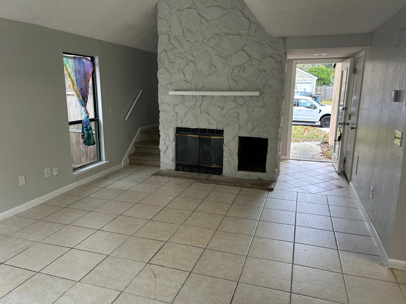 Building Photo - 6742 Periwinkle Dr