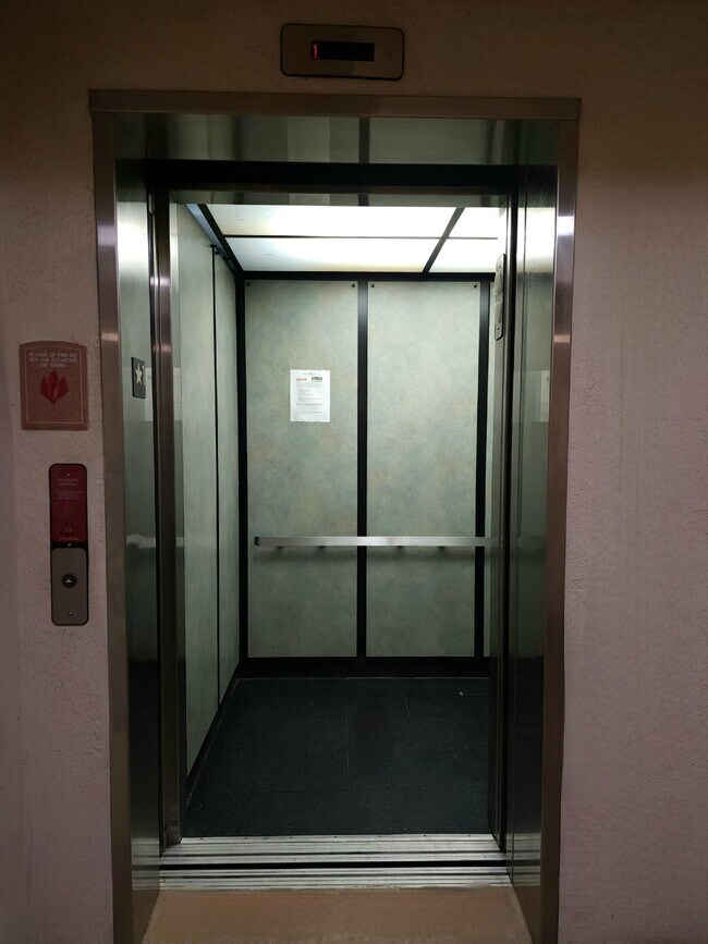 Building Photo - 6777 Heritage Grande