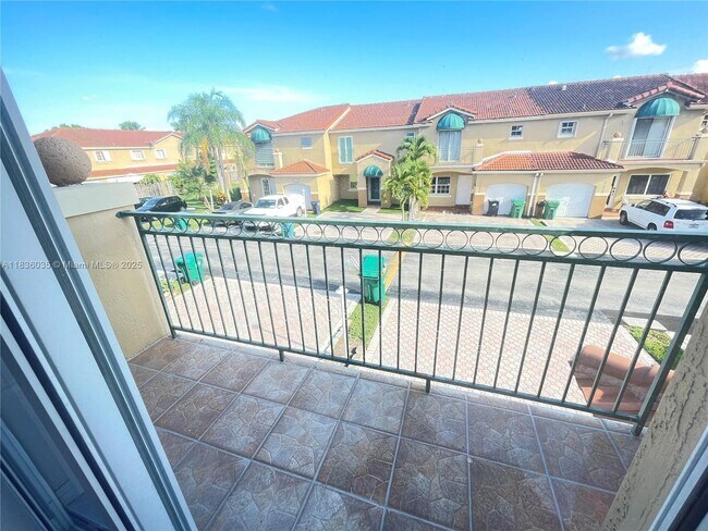 Building Photo - 15869 SW 70th Terrace