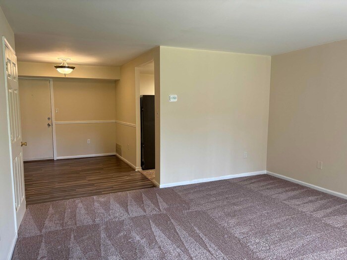 Building Photo - 7111 Donnell Pl