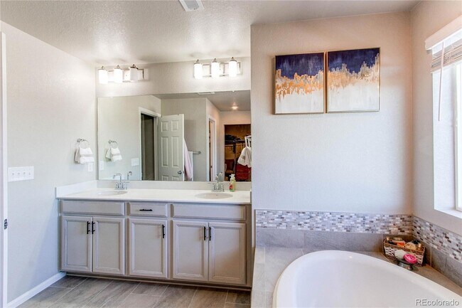 Building Photo - 23941 E Minnow Dr