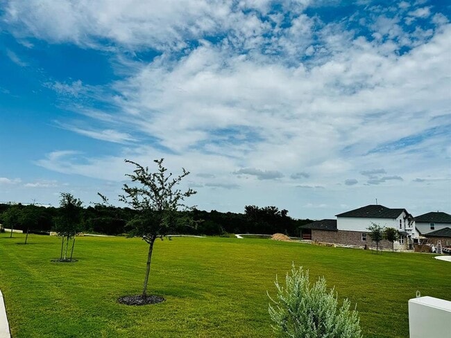 Building Photo - 1620 Purple Martin Dr