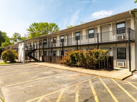 Building Photo - The Cherry Tree: 1 & 2 Bedroom Apartments