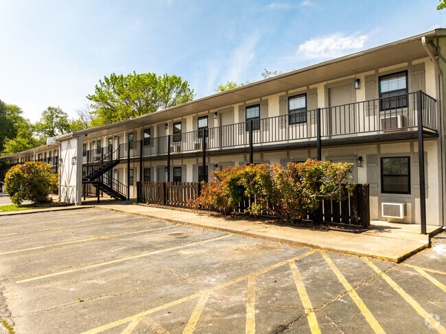 Building Photo - The Cherry Tree: 1 & 2 Bedroom Apartments
