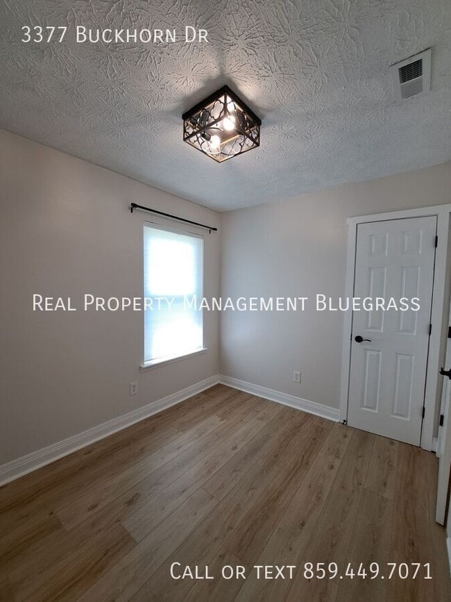 Building Photo - 3377 Buckhorn Dr