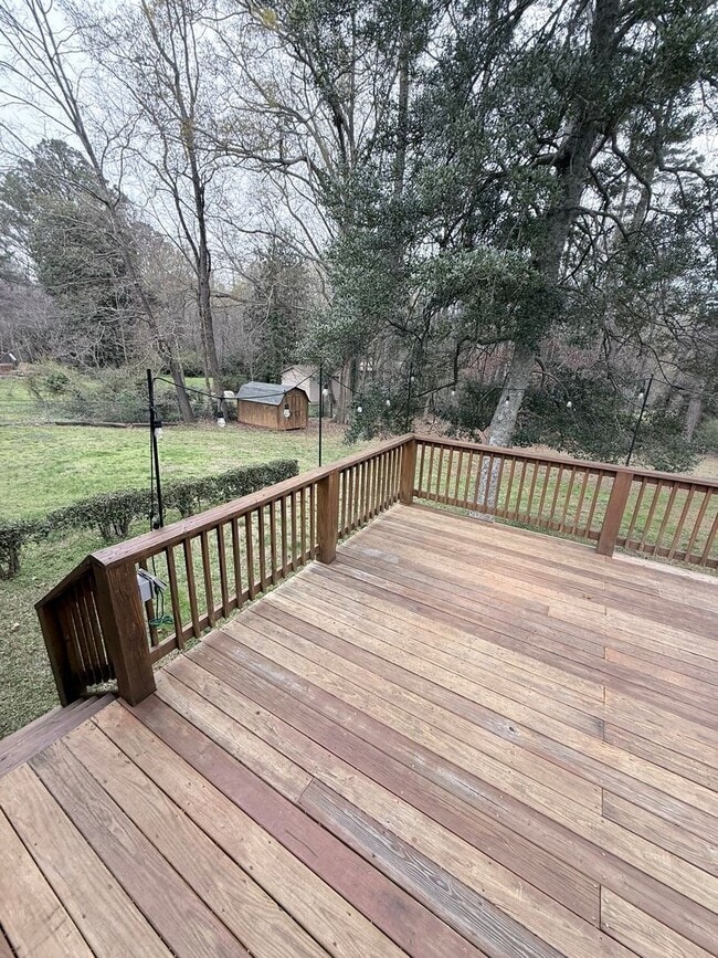 Building Photo - Charming & Convenient Athens Home – Prime Location with Modern Comforts