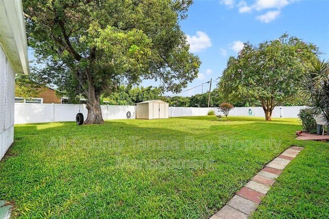 Building Photo - 1106 W Peninsular St