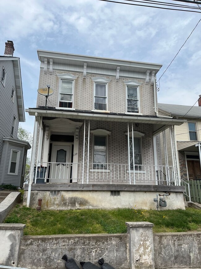 Primary Photo - 29 2nd St