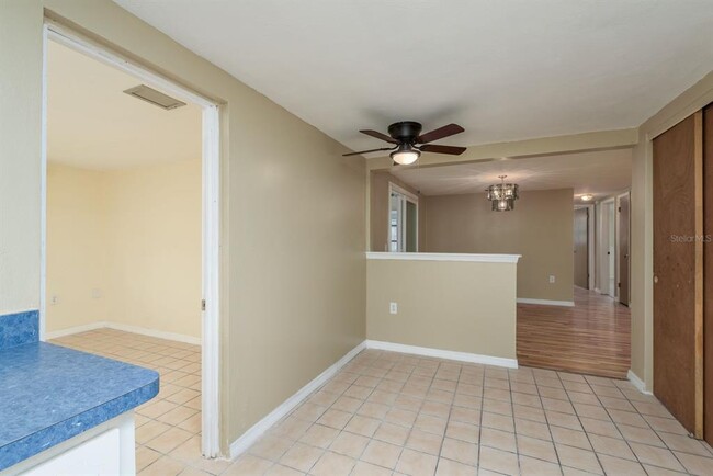 Building Photo - 3511 Calera Dr