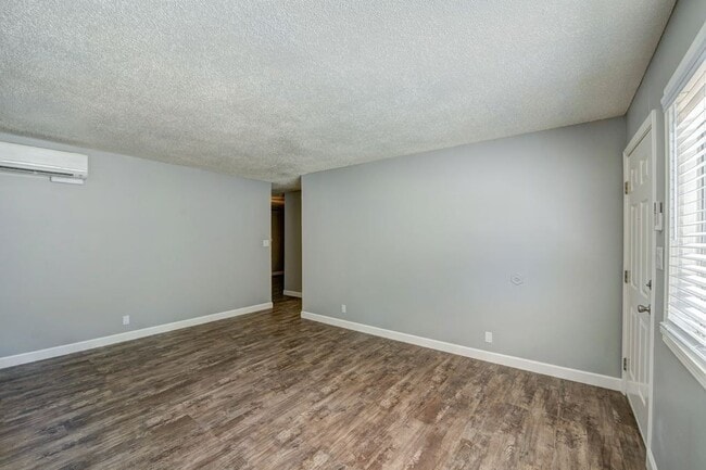 Building Photo - Juniper Garden Apartments