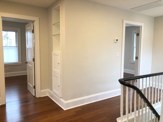 Building Photo - 143 Eastern Drive