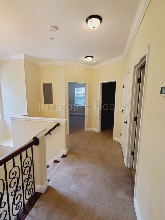 Building Photo - 1381 Orchid Ave
