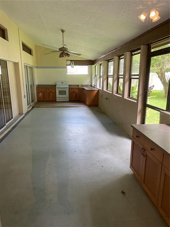 Building Photo - 3007 Forest Club Dr