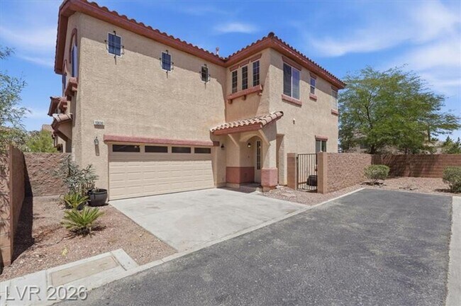 Building Photo - Inviting 3-Bedroom Home with Oversized Loft in Gated Southwest Community