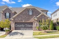 Building Photo - 728 Lampwick Ln