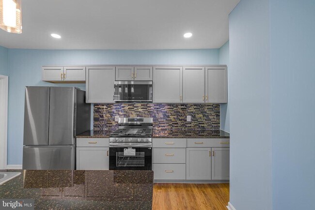 Building Photo - 2321 Tatnall St