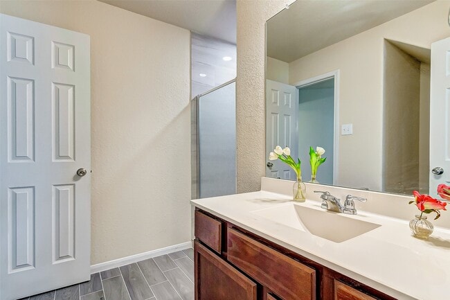 Building Photo - 21219 Fox Hillside Way