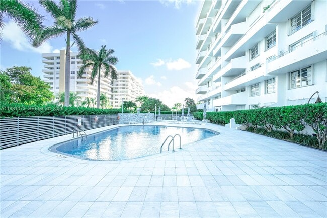 Building Photo - 199 Ocean Ln Dr