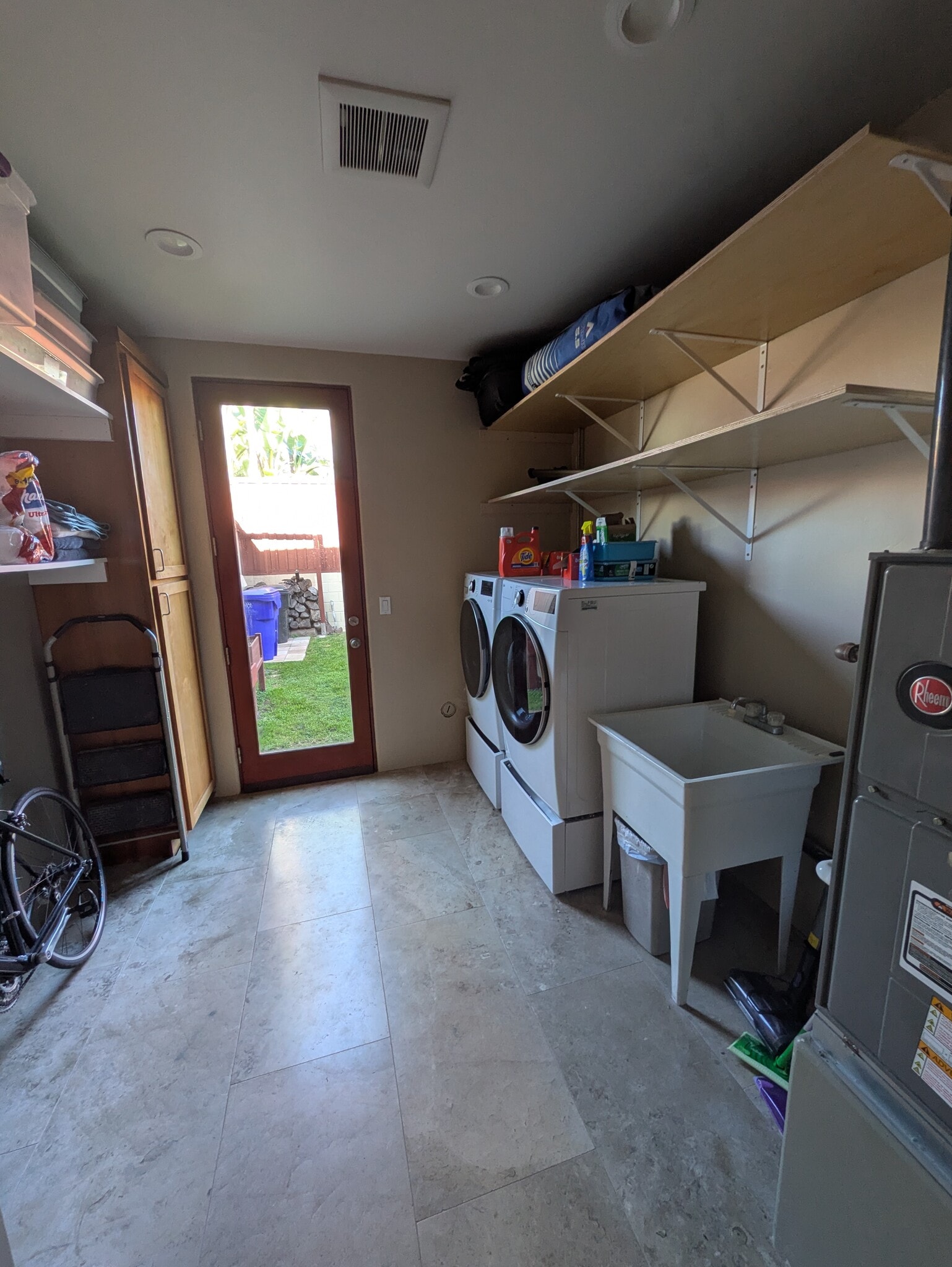 Building Photo - 4245 Del Monte Ave