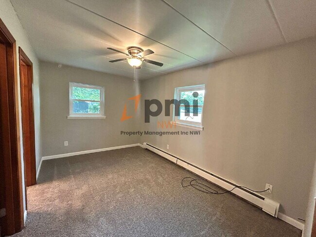 Building Photo - Modern 1 Bedroom Apartment in the Heart of...