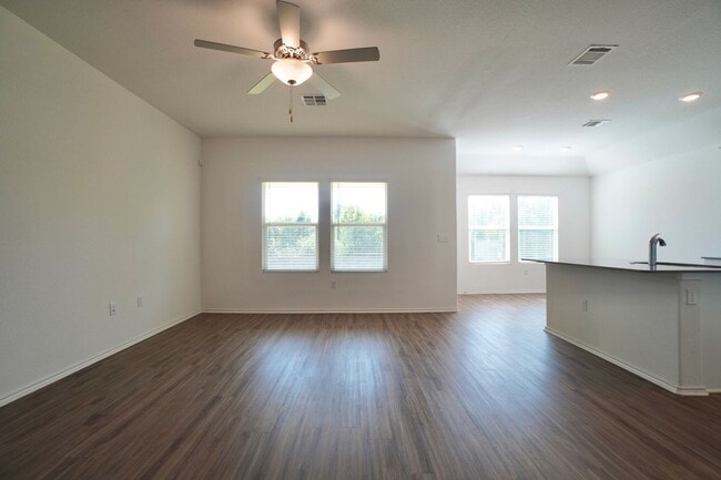 Building Photo - 10709 Steinbeck Dr